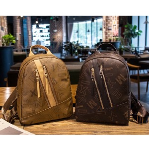 European and American retro large capacity backpack