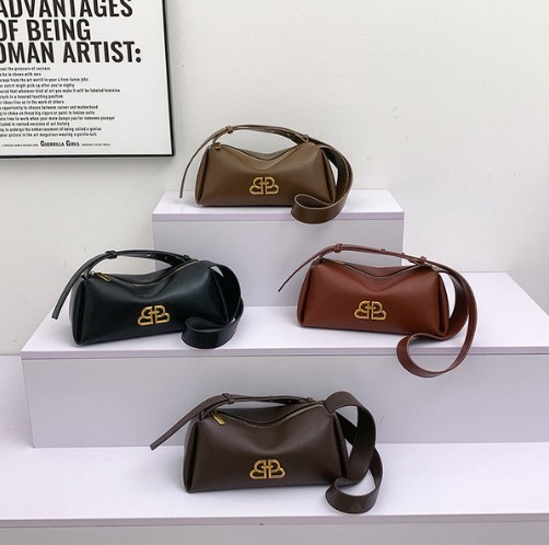 Cross-border Trendy Bag Women's 2024 New Vintage Fashion Wide Shoulder Bag All-match Fashion Crossbody Medium Square Bag
