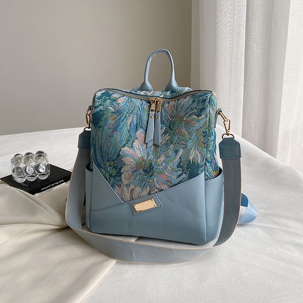 2026 New Niche Design Sense Trendy Backpack Korean Commuter Handbag ins Large Capacity Women's Backpack.