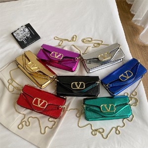 Western-style small bag for women junior new style high-quality texture snake pattern shoulder chain women's bag fashion handbag.