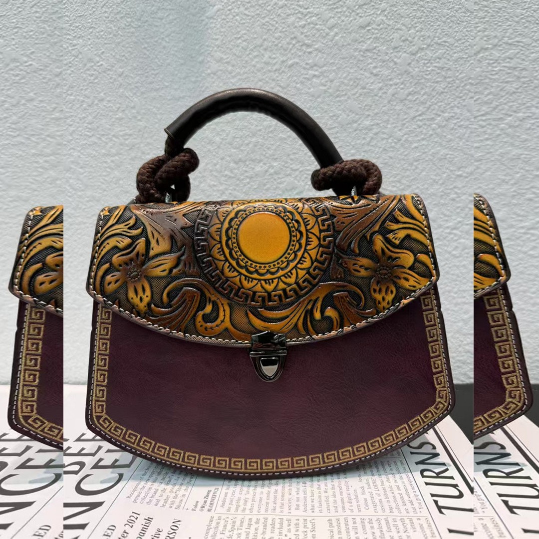 Handbag Retro Carved Texture All-match Cross-border Shoulder Bag Large Capacity Ethnic Style Middle-aged Bag Women's Foreign Trade.